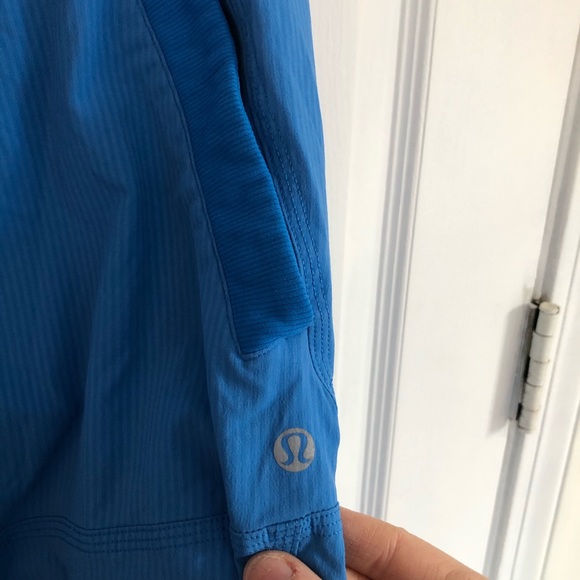 Lululemon Capris 🥰 - Picture 4 of 4